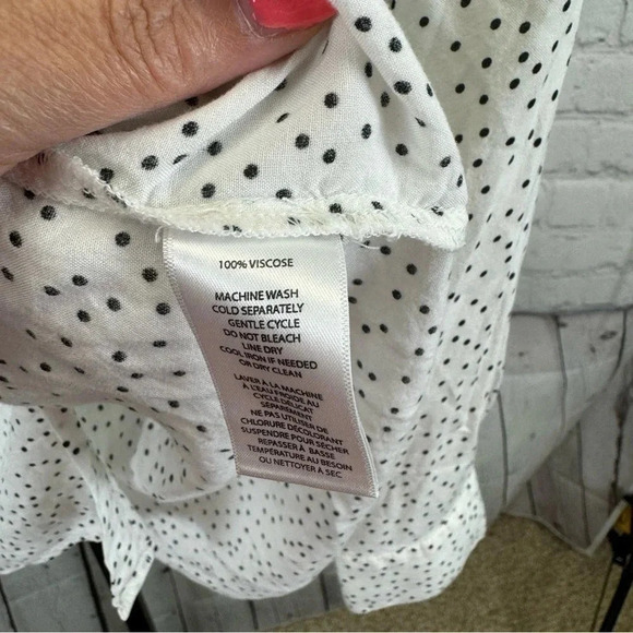 Beachlunchlounge White and Black Polka Dot Viscose Button Up Size Large - Picture 5 of 7